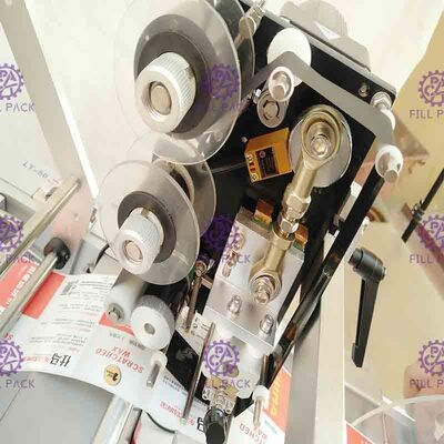 기계 세미 오토매틱에게 기계 세미 오토매틱 라벨을 붙이는 점착성 라운드 보틀