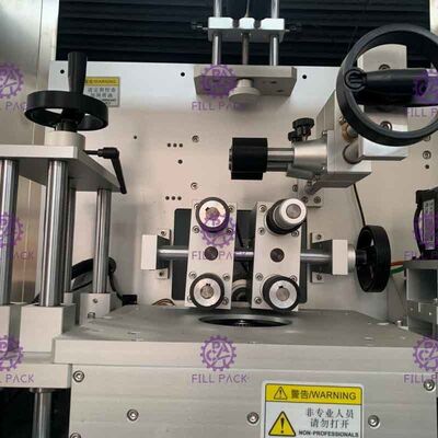 PVC / PET 브랜드를 위한 전자동 수축 슬리브 라벨태그기계