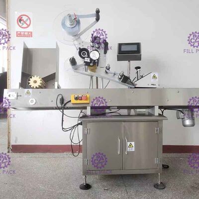 판지 상자는 레테르를 붙이/라벨 붙이는 사람 기계/장비/선/식물/체계/단위를 자루에 넣을 수 있습니다