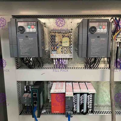 6 캐퍼를 가진 Mchine 터치스크린을 병에 넣는 머리 600BPH 선형 식용수