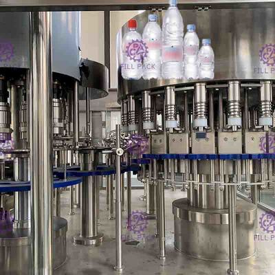 3 광수 18 머리를 위한 1대의 모노 블록 플라스틱 병 충전물 기계에 대하여