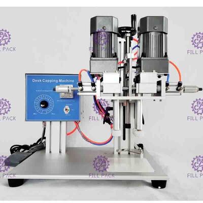 살포 플라스틱 병을 위한 반 자동 탁상용 압축 공기를 넣은 나사 모자를 씌우는 기계